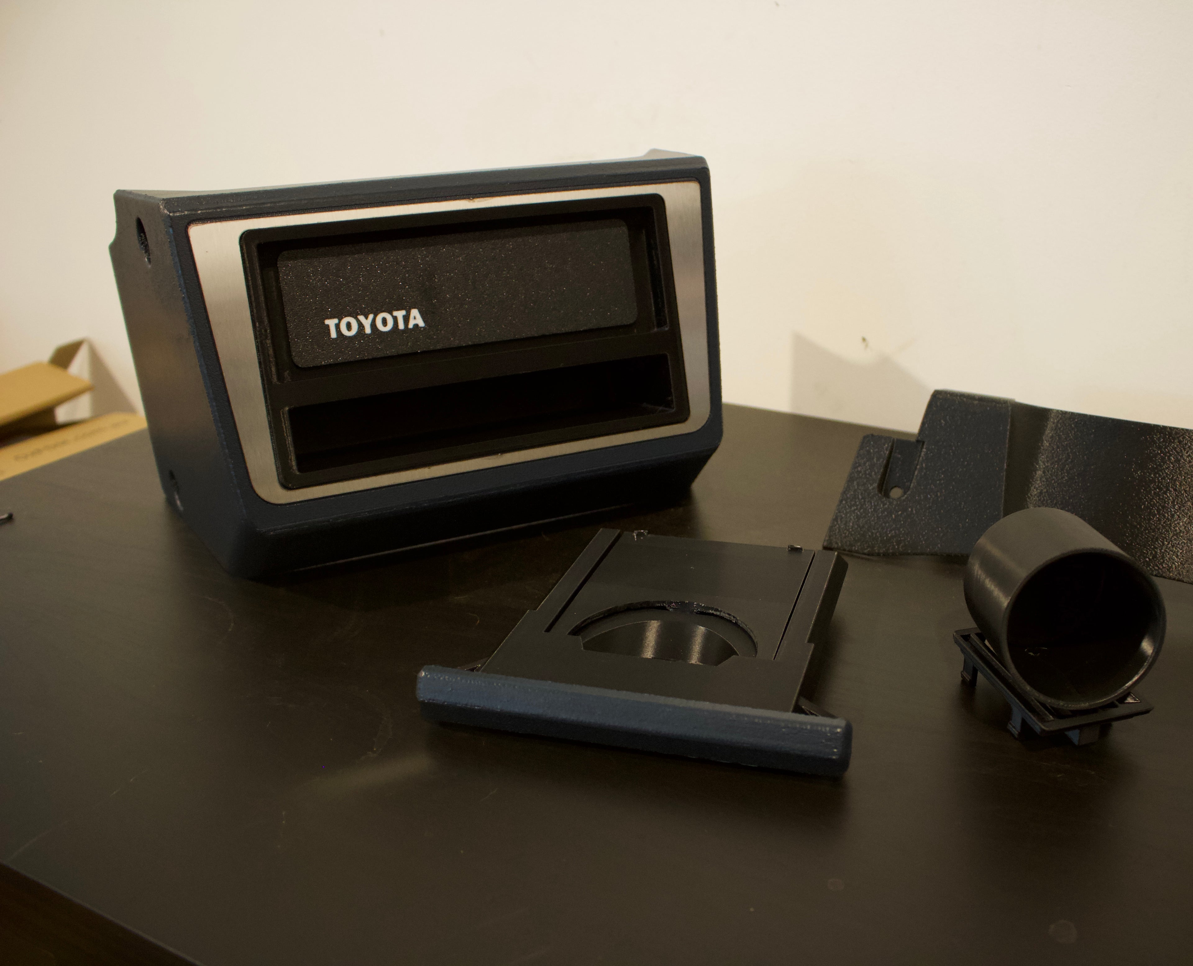 KE70/AE71 Centre Console Cubby