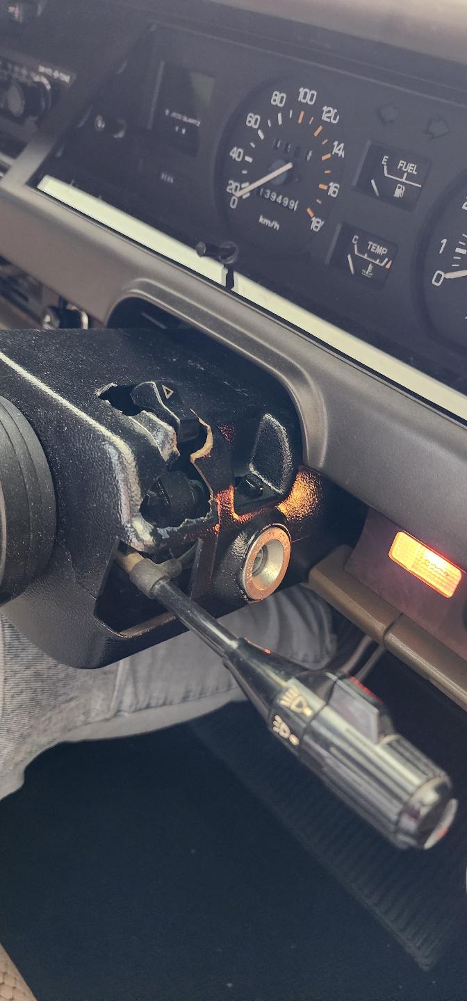 KE70/AE71 Corolla Steering Column Plastics