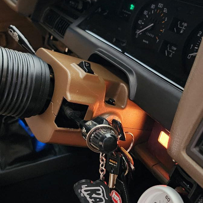 KE70/AE71 Corolla Steering Column Plastics