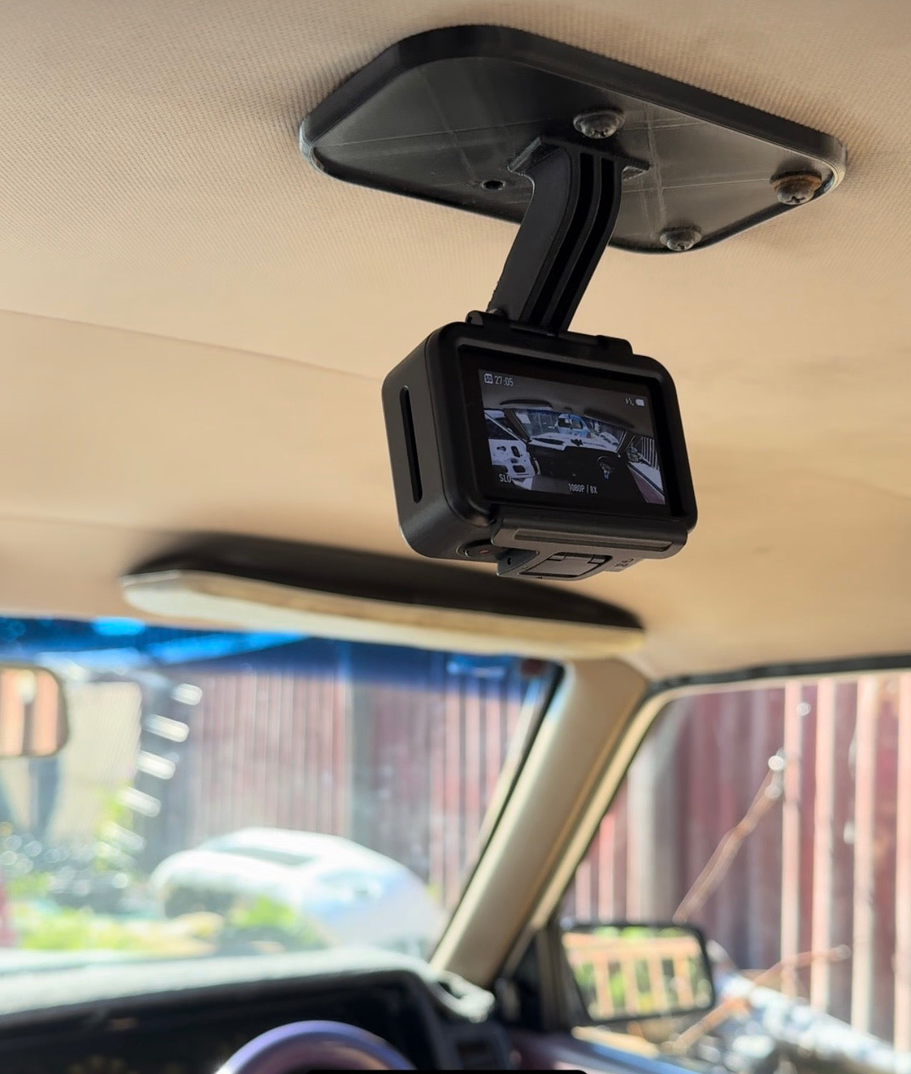 XE7X Corolla Dome Light Action Camera Mount
