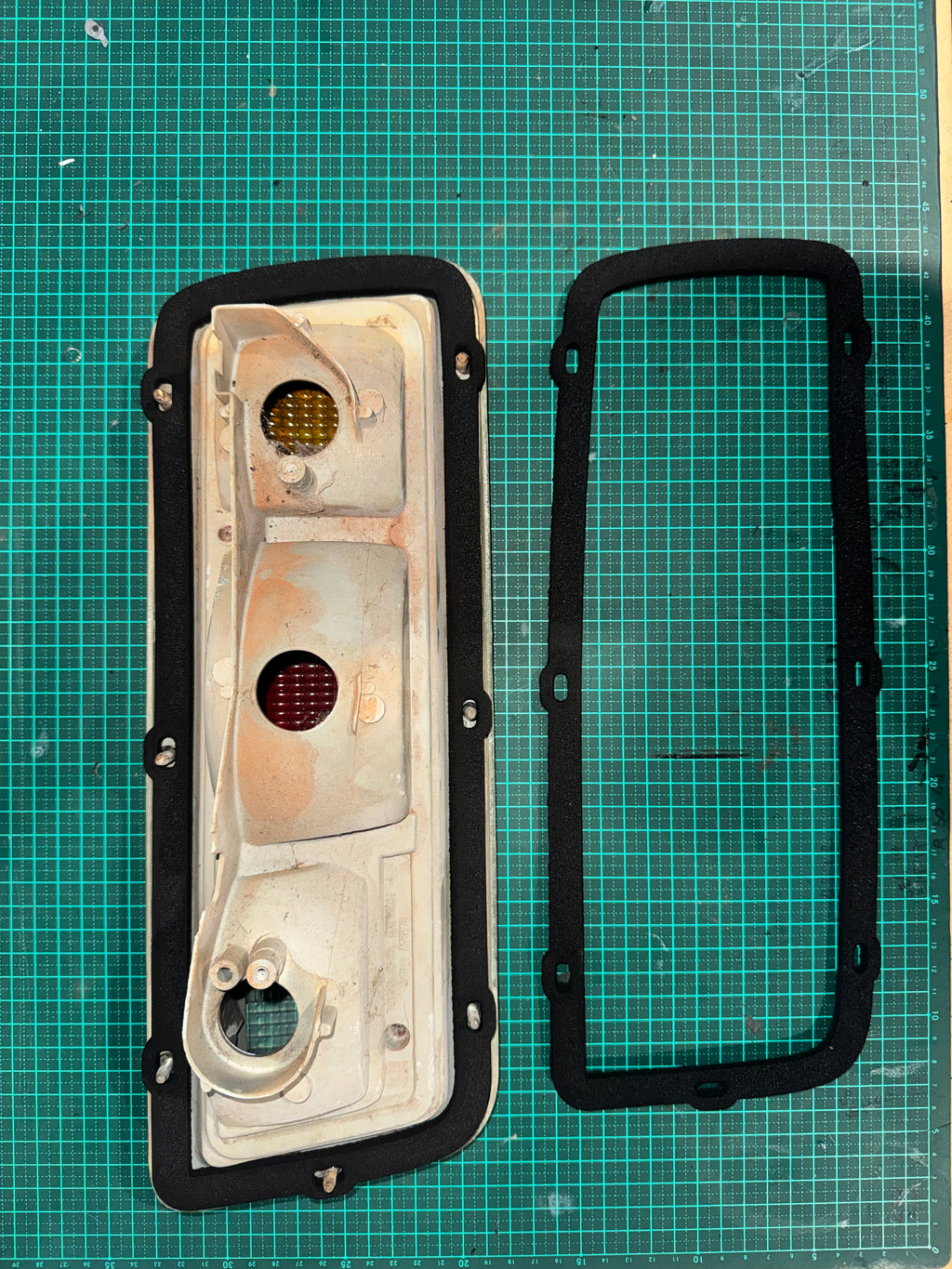 KE30/55 Corolla Taillight Gasket